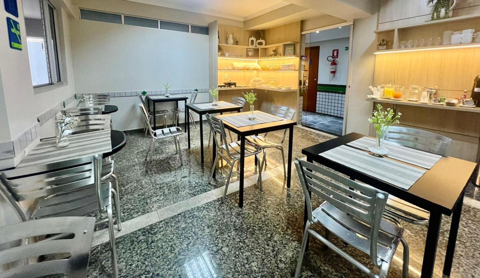 Hotel Buriti Stop (Adults Only) Goiânia Exterior photo